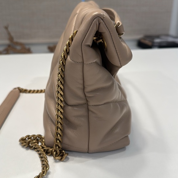 Saint Laurent Lou Puffer Medium Shoulder Bag in Quilted - Picture 2 of 7